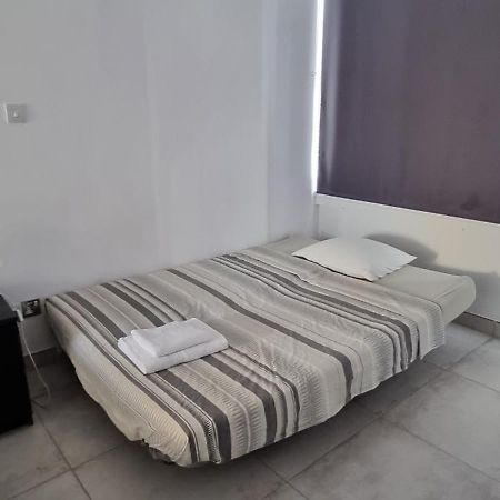 Sea Anemone Apartments Pafos Dış mekan fotoğraf